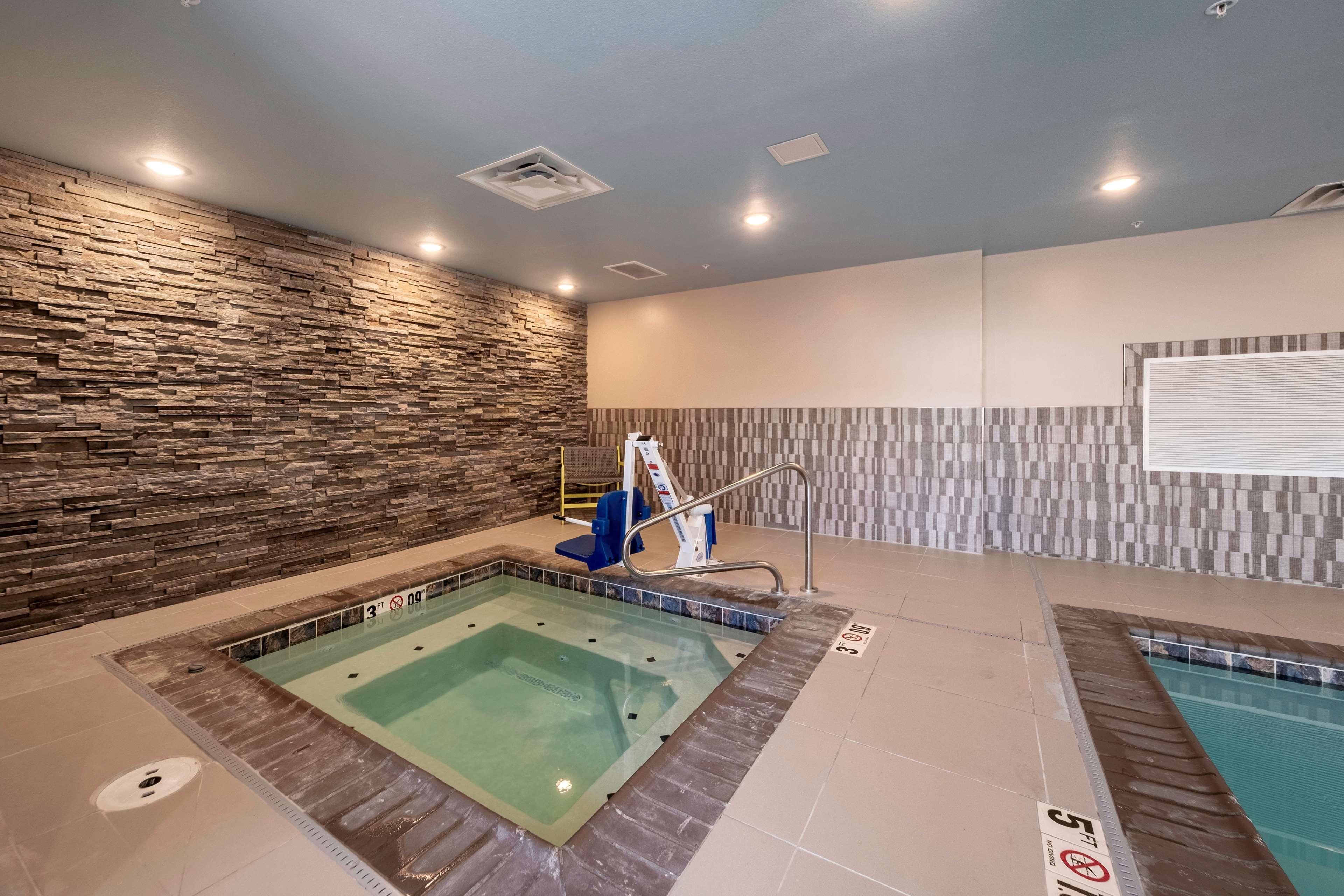 Hotel Home2 By Hilton Portland Hillsboro